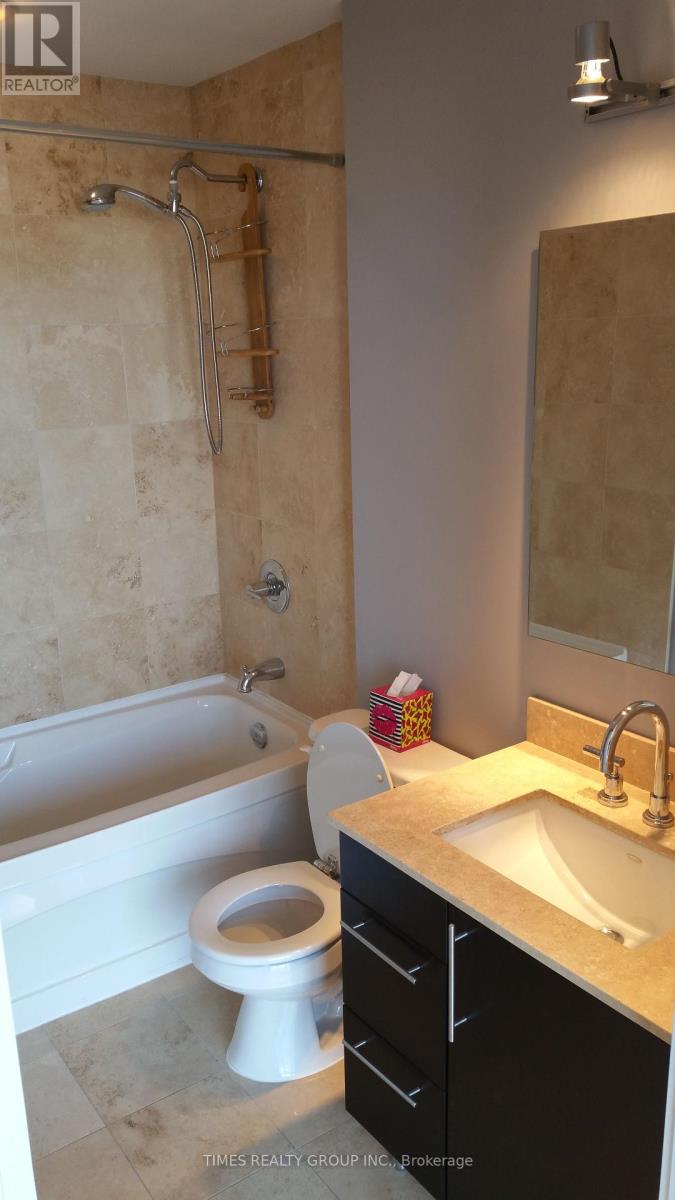 1806 - 33 Lombard Street, Toronto, Ontario  M5C 3H8 - Photo 11 - C12207936