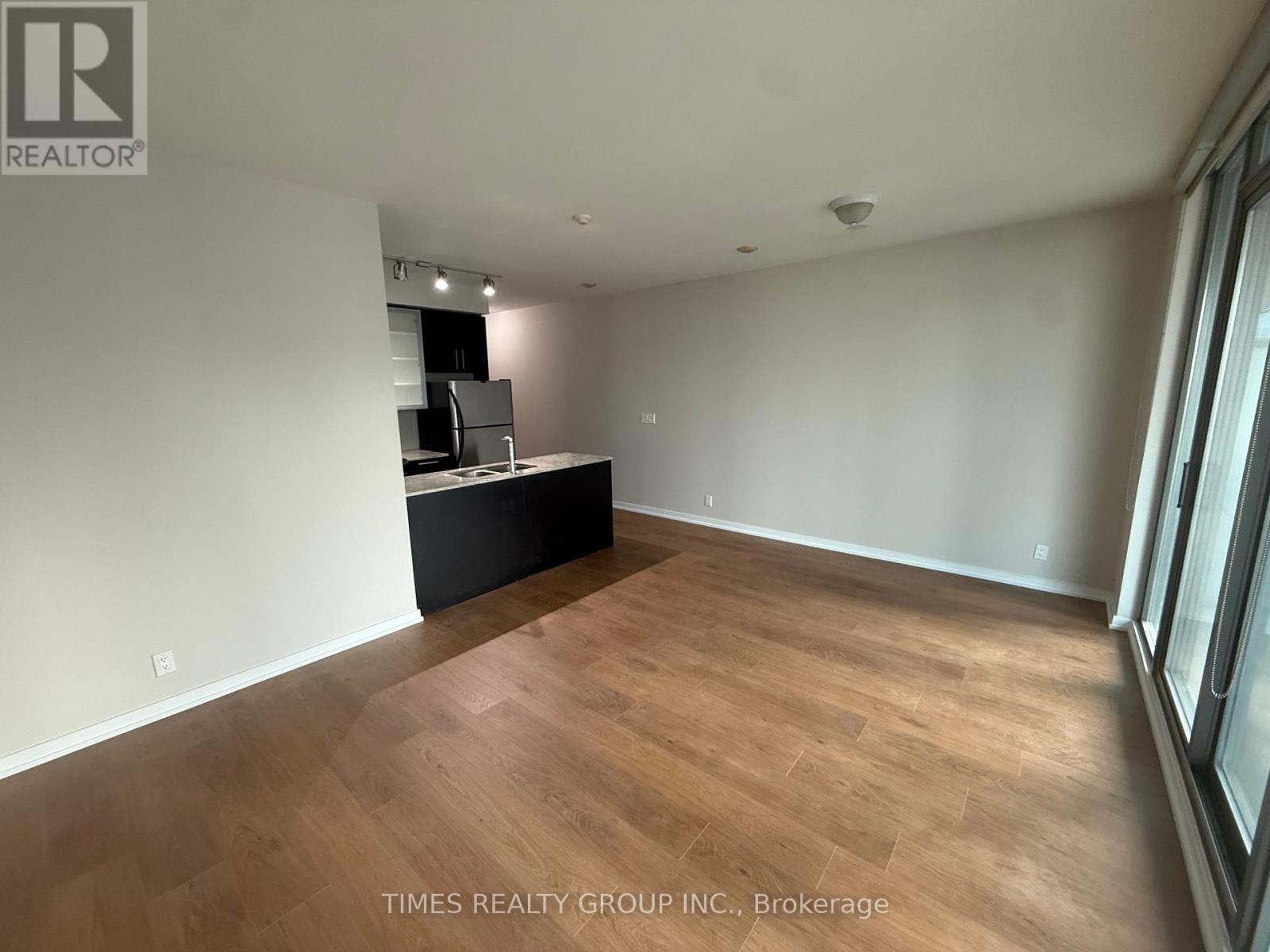 1806 - 33 Lombard Street, Toronto, Ontario  M5C 3H8 - Photo 6 - C12207936