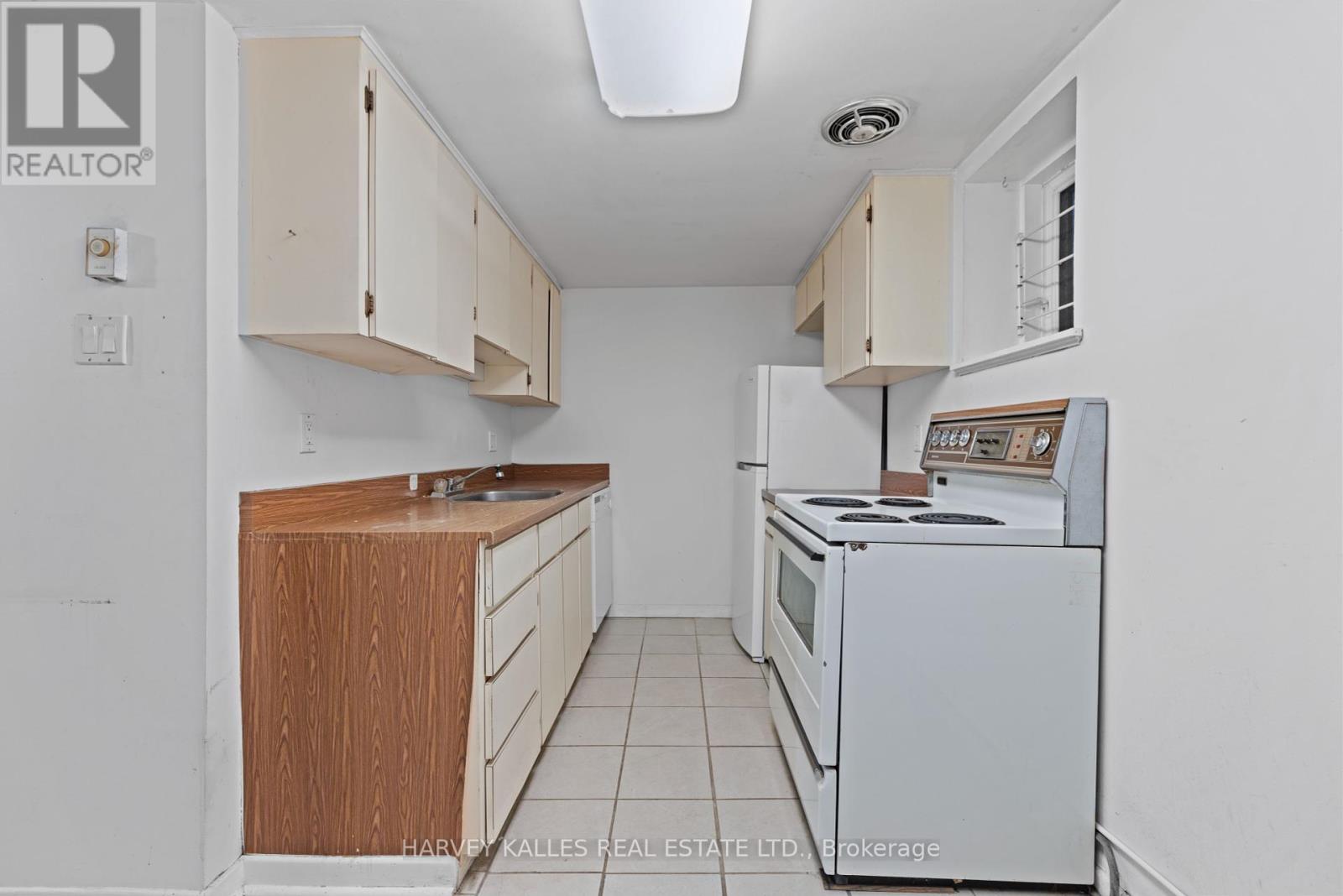 105 Pembroke Street, Toronto, Ontario  M5A 2N9 - Photo 11 - C12207972