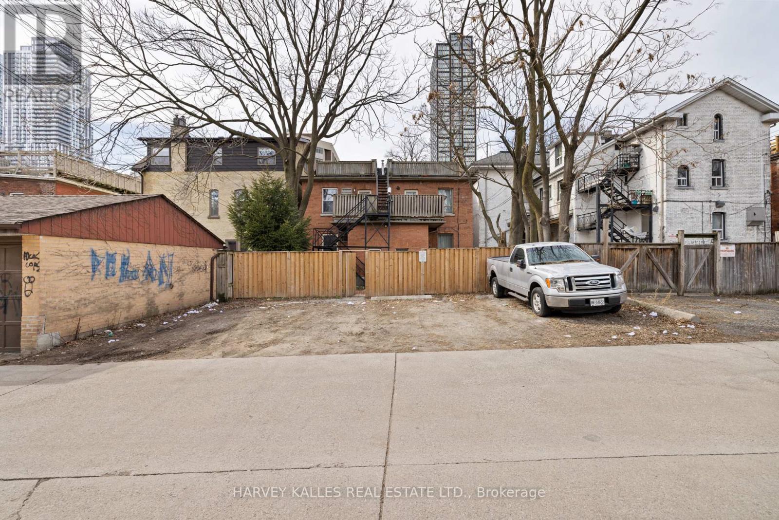 105 Pembroke Street, Toronto, Ontario  M5A 2N9 - Photo 21 - C12207972