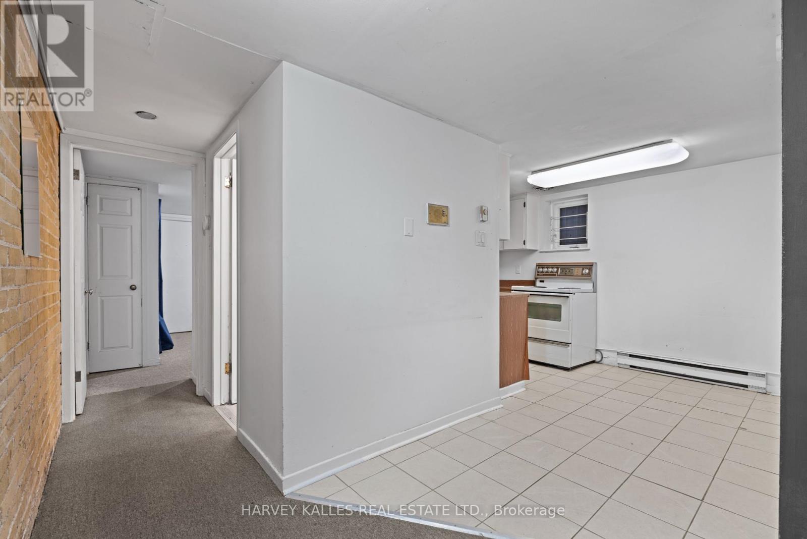 105 Pembroke Street, Toronto, Ontario  M5A 2N9 - Photo 9 - C12207972