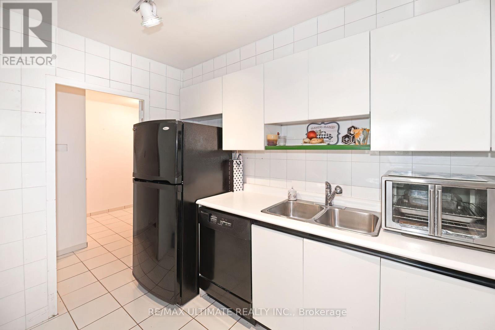 510 - 335 Lonsdale Road, Toronto (Forest Hill South), Ontario  M5P 1R4 - Photo 10 - C12207975