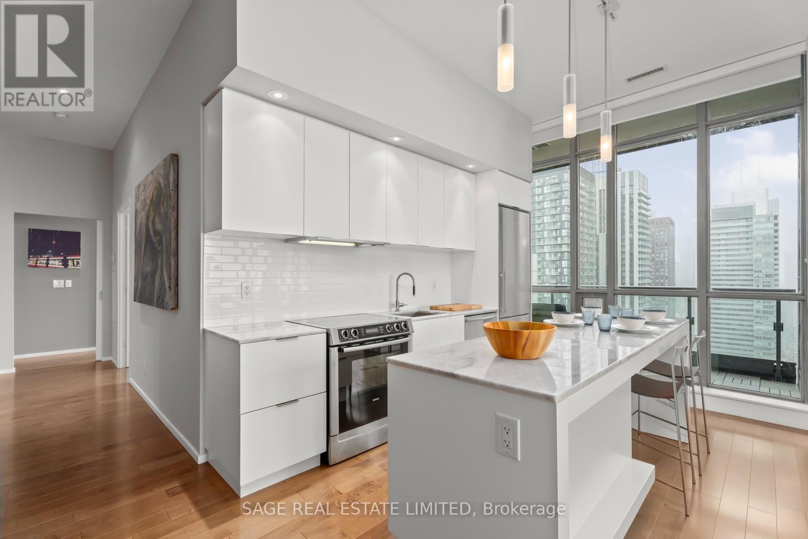3505 - 8 Charlotte Street, Toronto (Waterfront Communities), Ontario  M5V 0K4 - Photo 5 - C12207987
