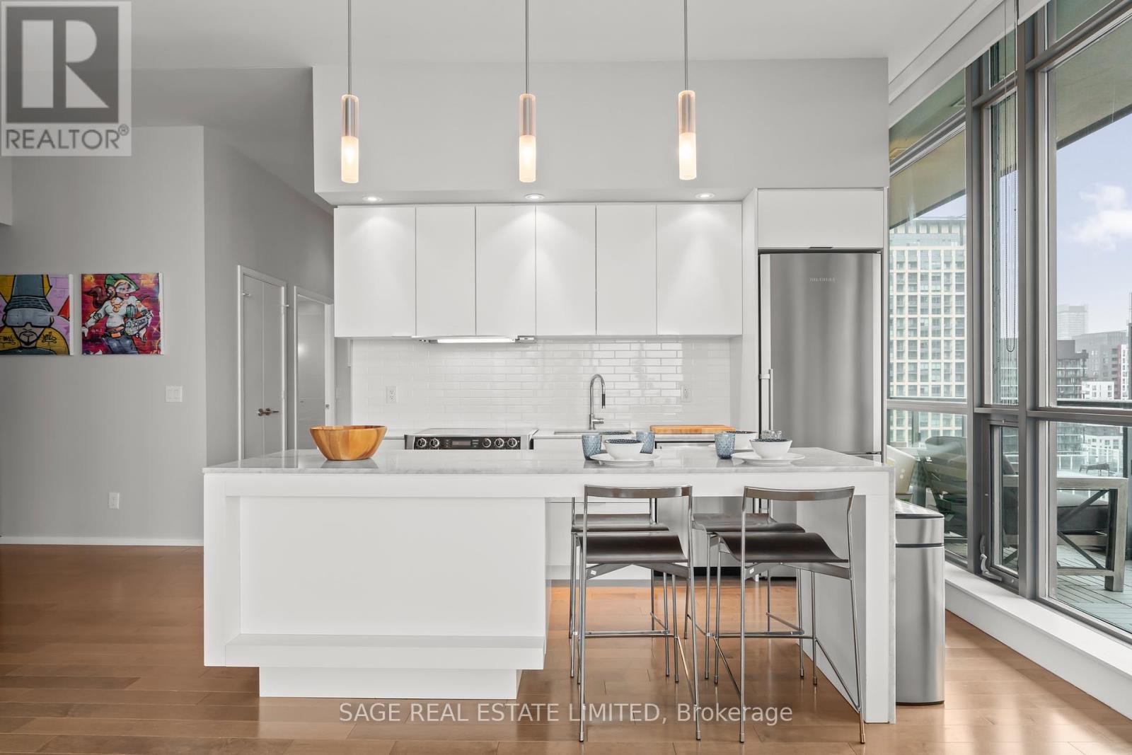 3505 - 8 Charlotte Street, Toronto (Waterfront Communities), Ontario  M5V 0K4 - Photo 8 - C12207987
