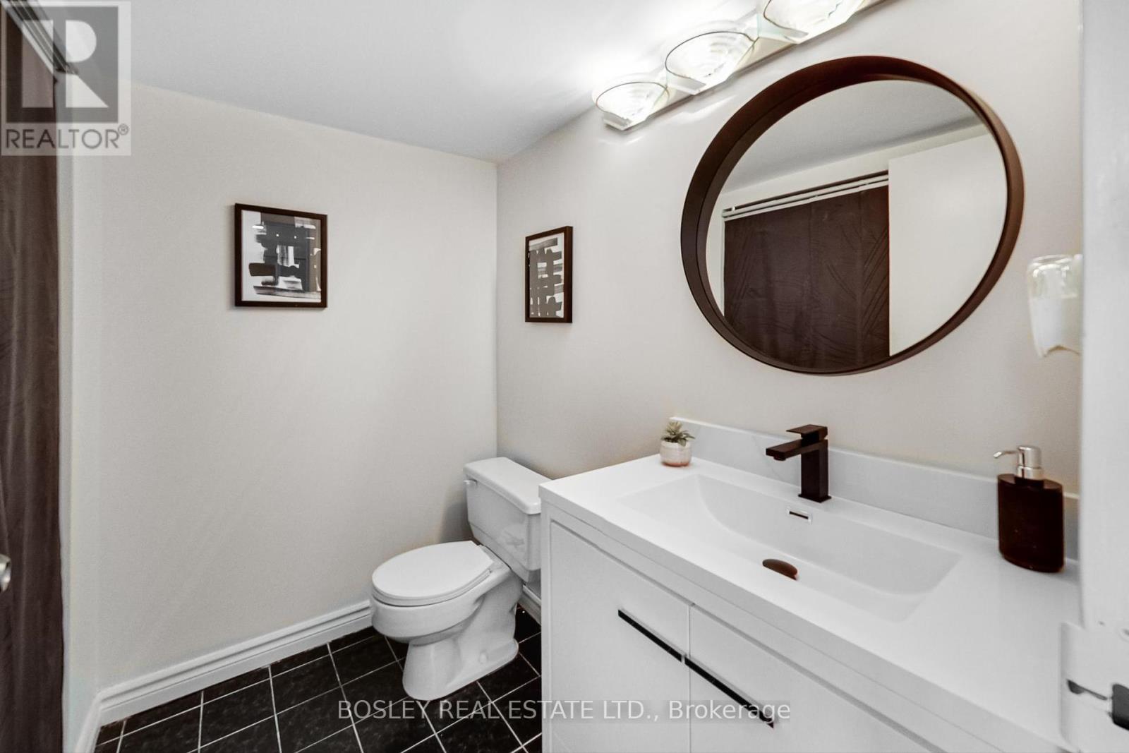 202 - 393 King Street E, Toronto (Moss Park), Ontario  M5A 1L3 - Photo 11 - C12208001