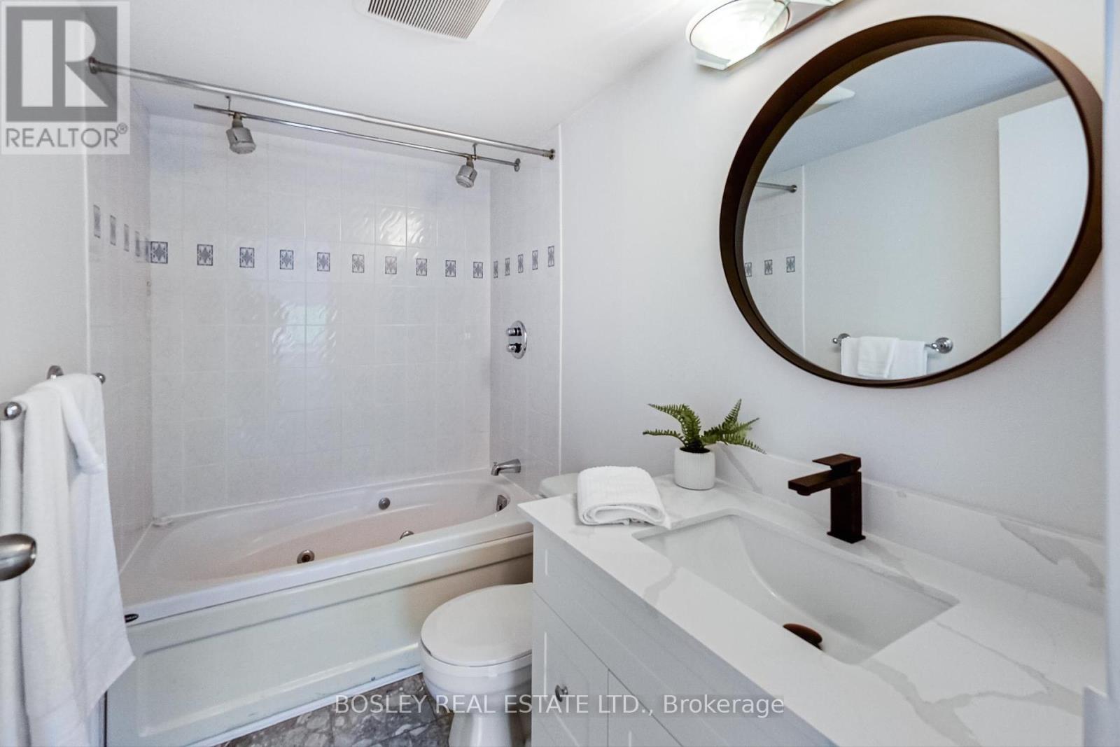 202 - 393 King Street E, Toronto (Moss Park), Ontario  M5A 1L3 - Photo 19 - C12208001