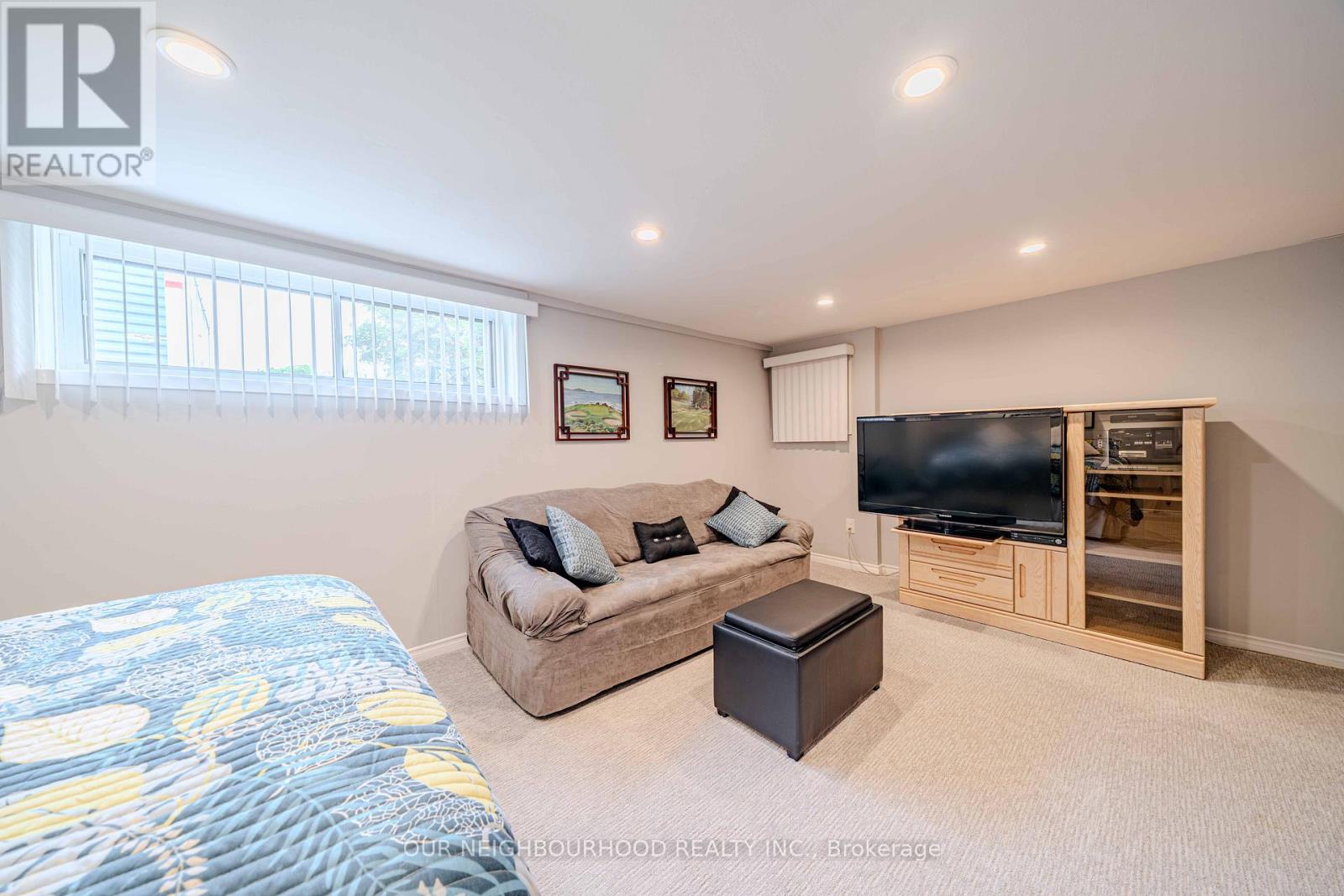 15 Penetang Crescent, Toronto (Bendale), Ontario  M1K 4Y4 - Photo 24 - E12207740