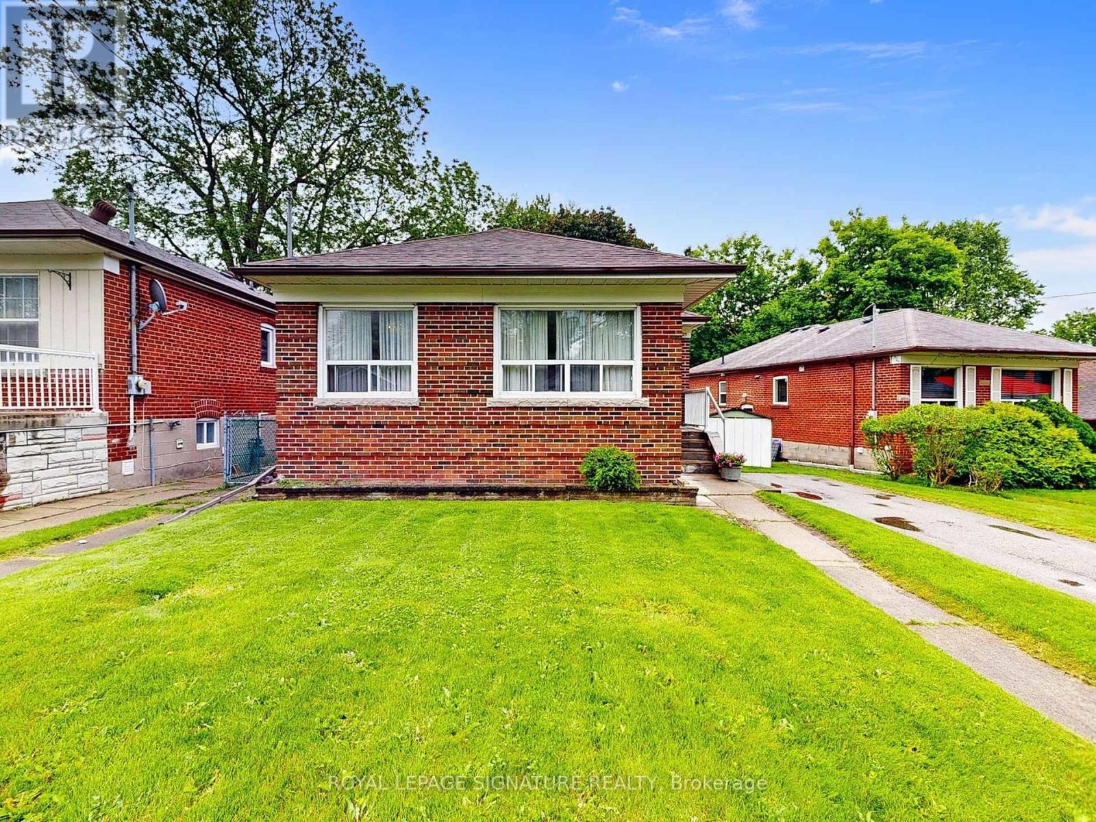 25 Mackinac Crescent, Toronto (Bendale), Ontario  M1J 1P8 - Photo 1 - E12207827