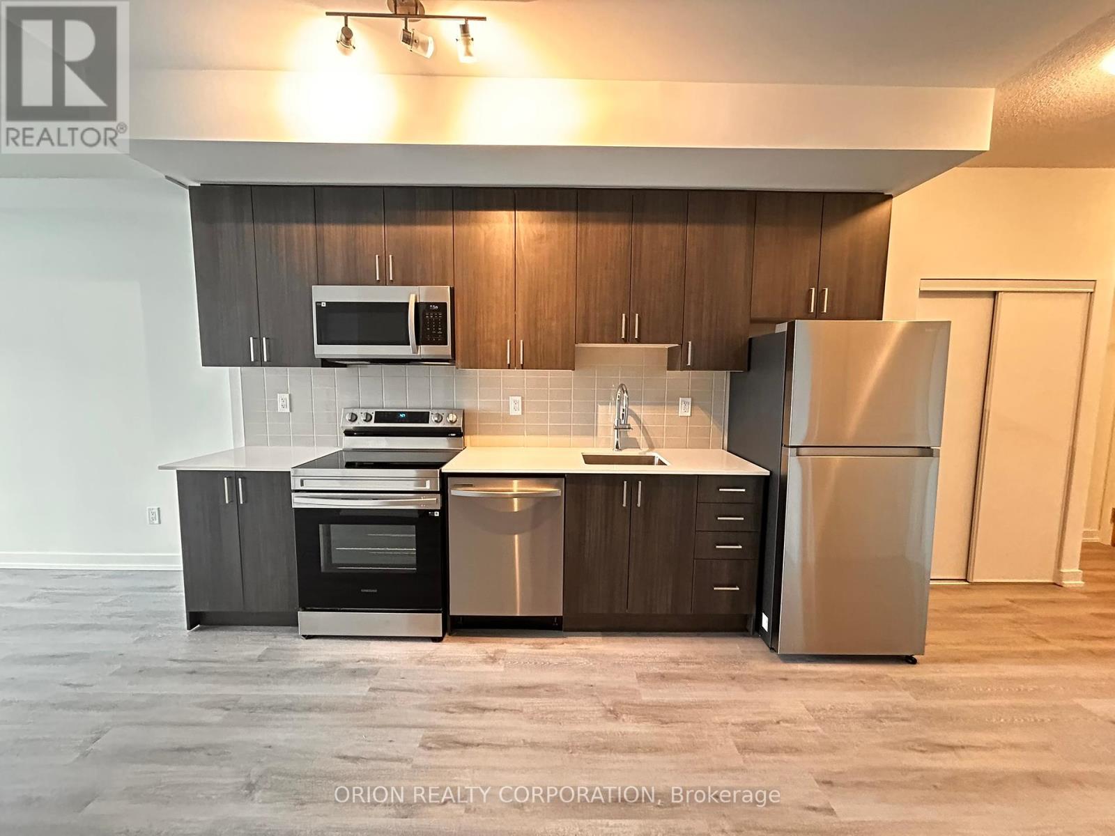 2504 - 1435 Celebration Drive, Pickering, Ontario  L1W 0C4 - Photo 1 - E12207833