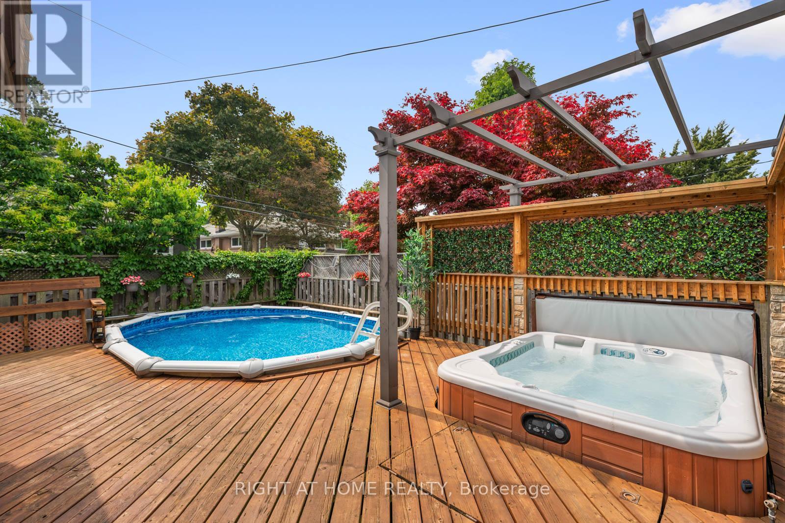 820 Zator Avenue, Pickering (Bay Ridges), Ontario  L1W 1Y1 - Photo 28 - E12207900