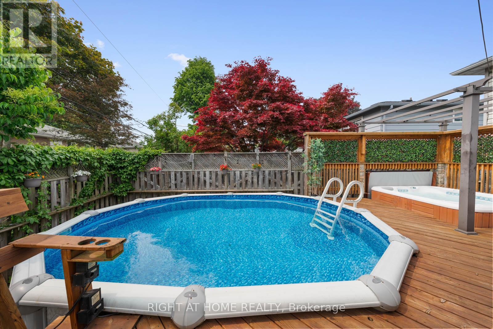 820 Zator Avenue, Pickering (Bay Ridges), Ontario  L1W 1Y1 - Photo 29 - E12207900