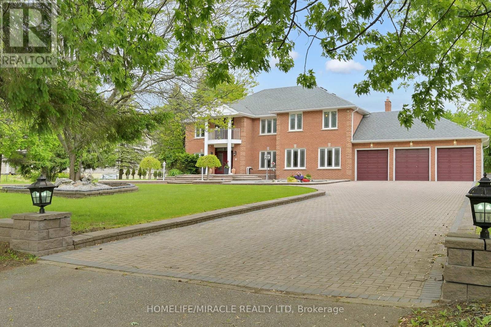 9 Bunting Court, Ajax (Central West), Ontario  L1T 3S5 - Photo 4 - E12207923