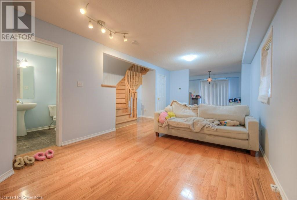 5134 Des Jardines Drive, Burlington, Ontario  L7L 6L7 - Photo 8 - 40705214