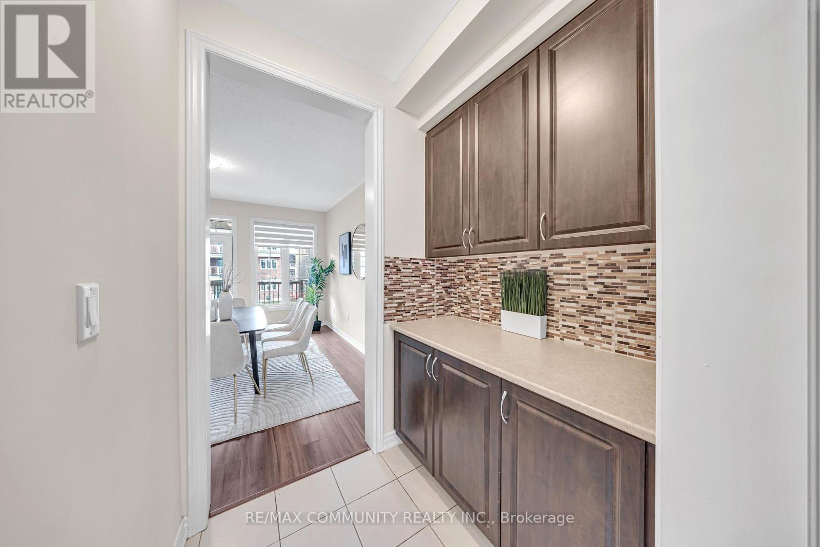 2205 Grainger Loop, Innisfil (Alcona), Ontario  L9S 0S6 - Photo 10 - N12207768