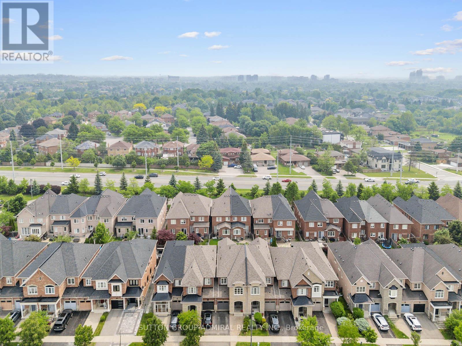 43 Mill River Drive, Vaughan (Patterson), Ontario  L6A 0Y9 - Photo 48 - N12207792