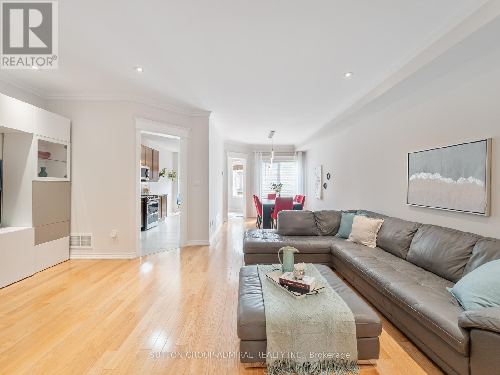 43 Mill River Drive, Vaughan (Patterson), Ontario  L6A 0Y9 - Photo 5 - N12207792