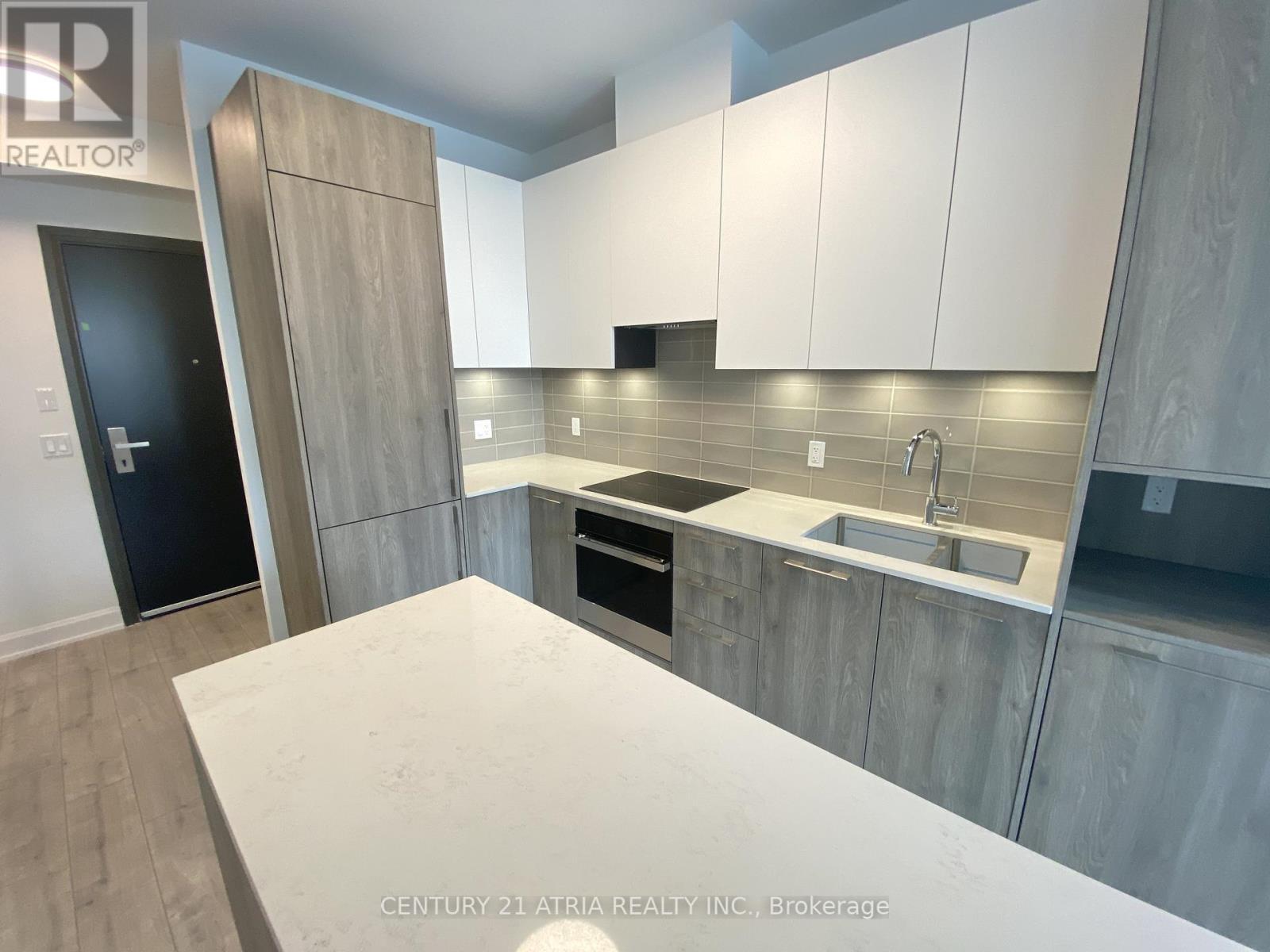 211 - 38 Water Walk Drive, Markham, Ontario  L3R 6M8 - Photo 2 - N12207801