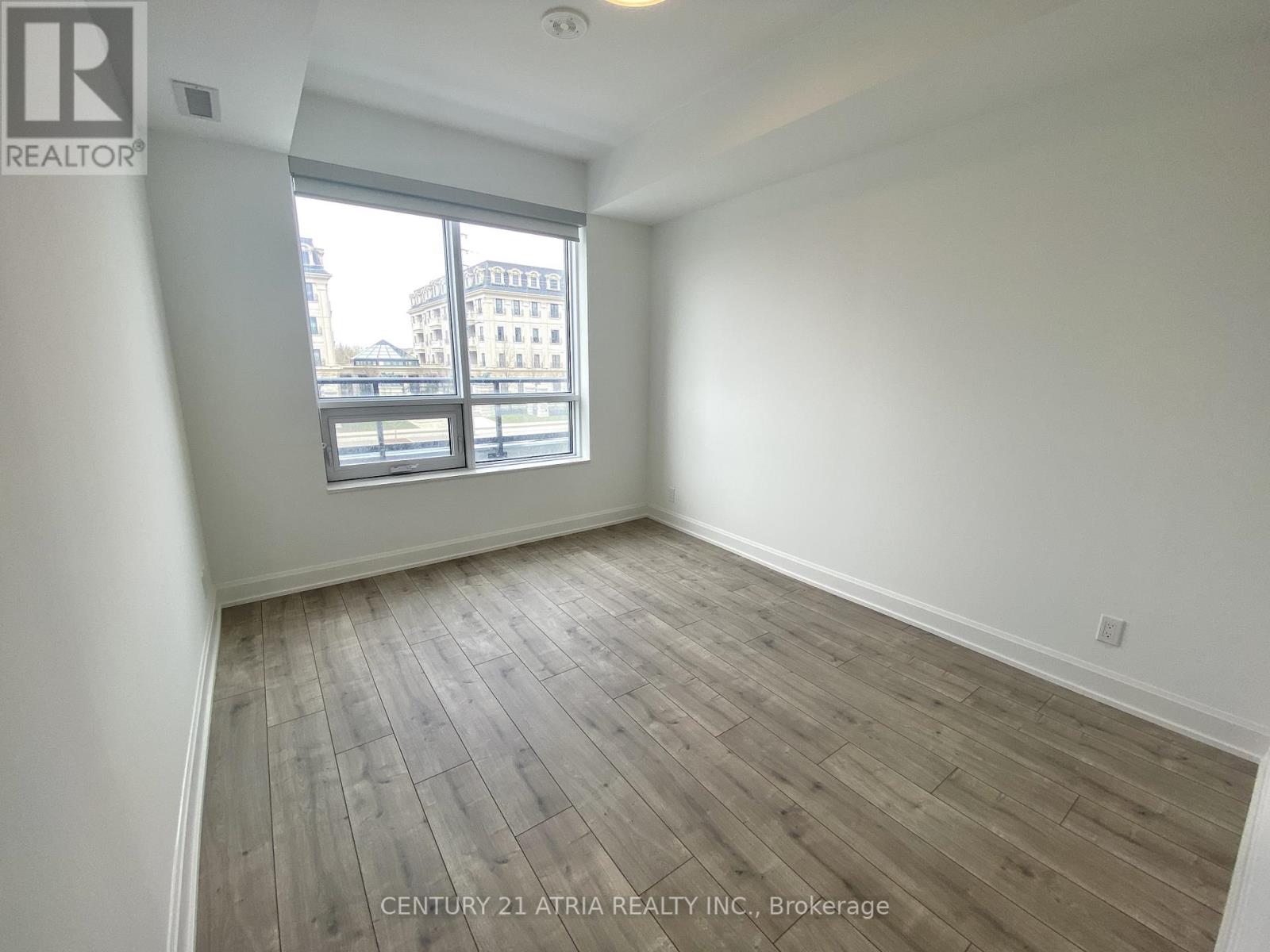 211 - 38 Water Walk Drive, Markham, Ontario  L3R 6M8 - Photo 8 - N12207801