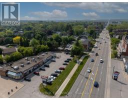 15461 YONGE STREET, Aurora, Ontario