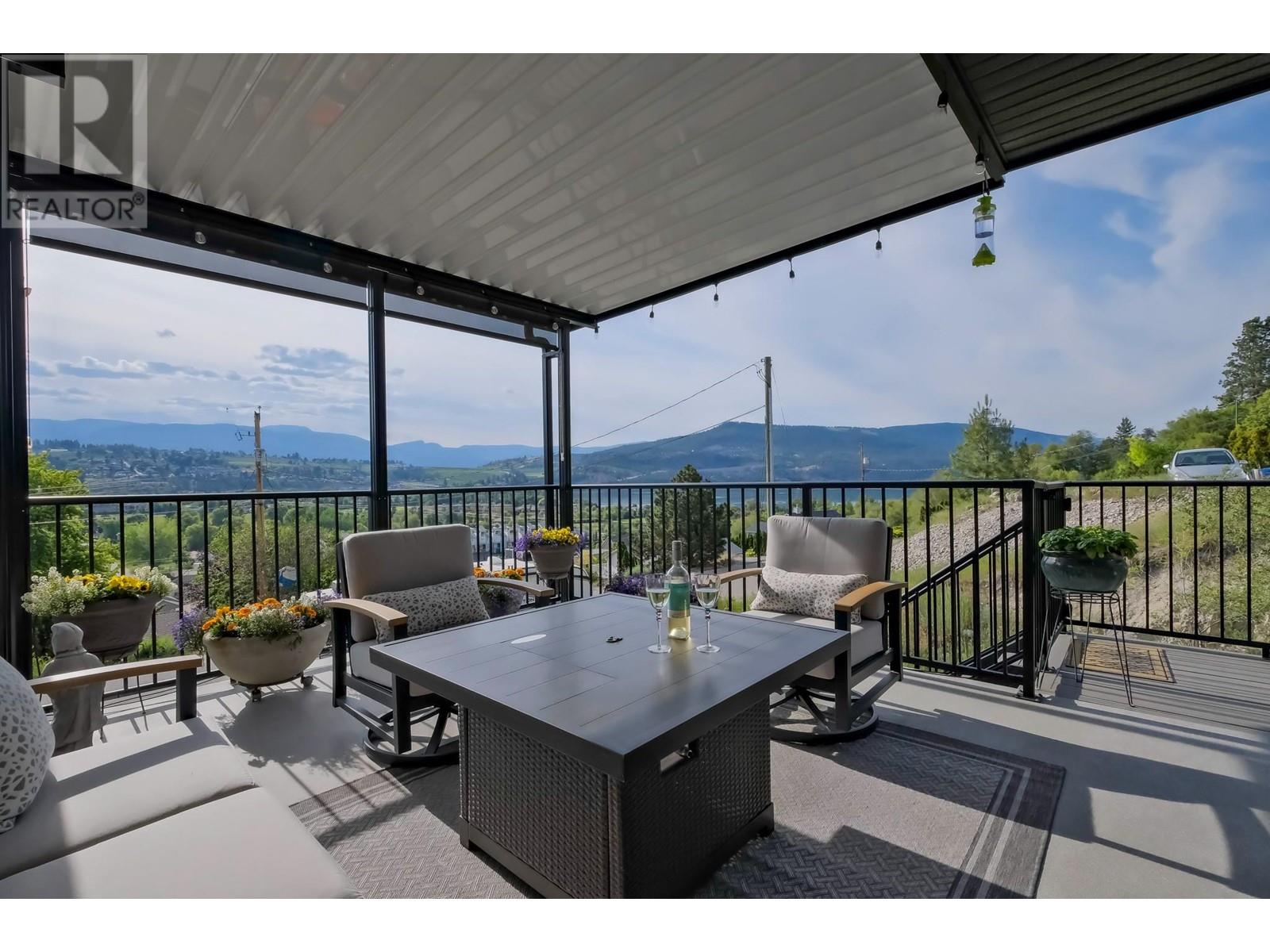 11339 Dakota Road, Lake Country, British Columbia  V4V 1X1 - Photo 2 - 10351385