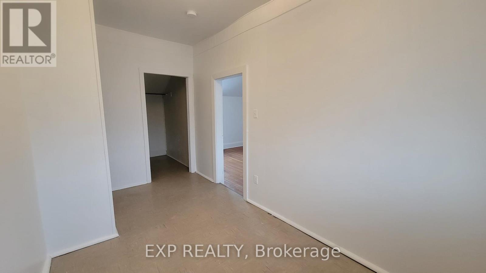 4 - 112 High Street, Georgina, Ontario  L0E 1R0 - Photo 12 - N12208018