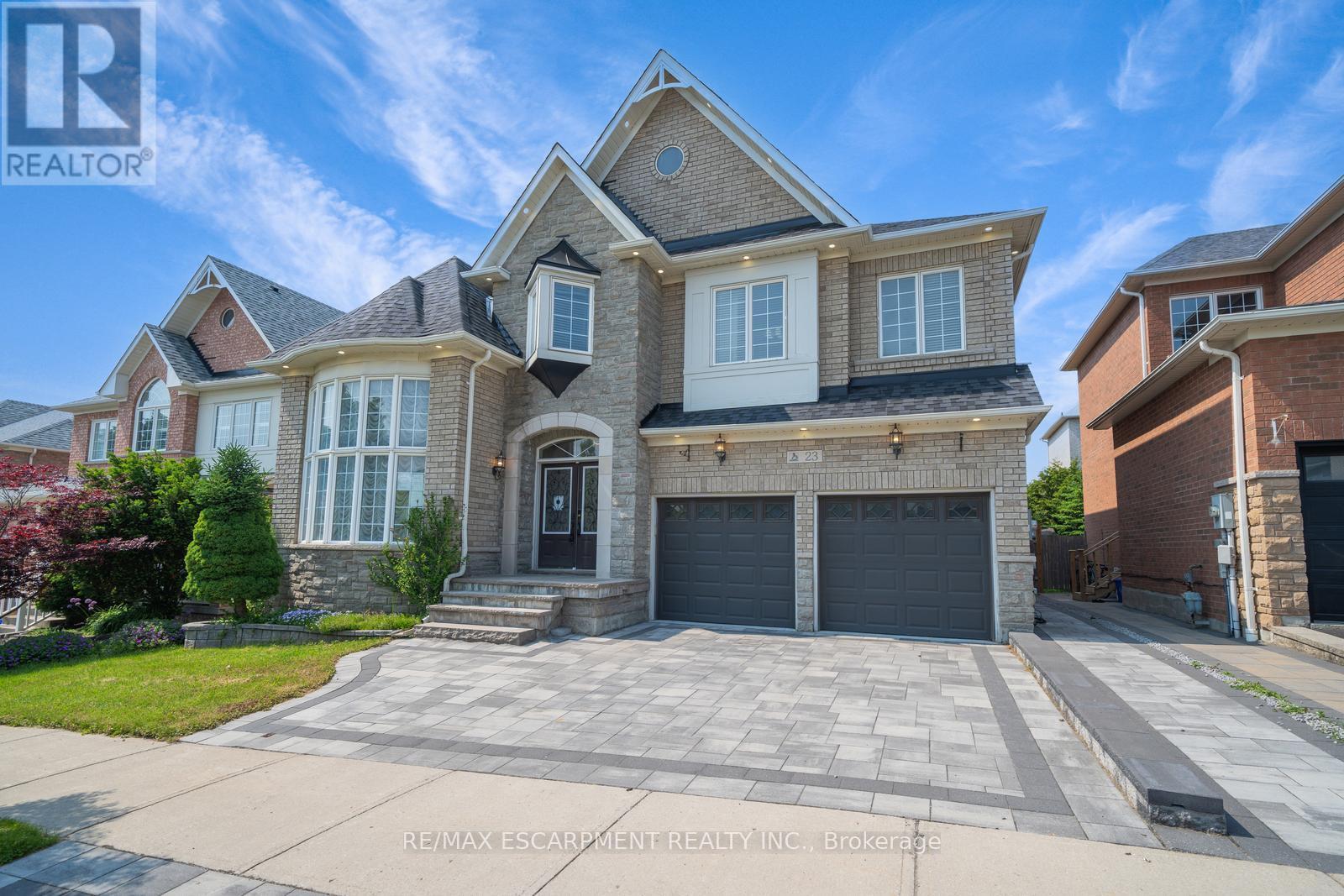 23 GRUBIN AVENUE, Whitchurch-Stouffville, Ontario