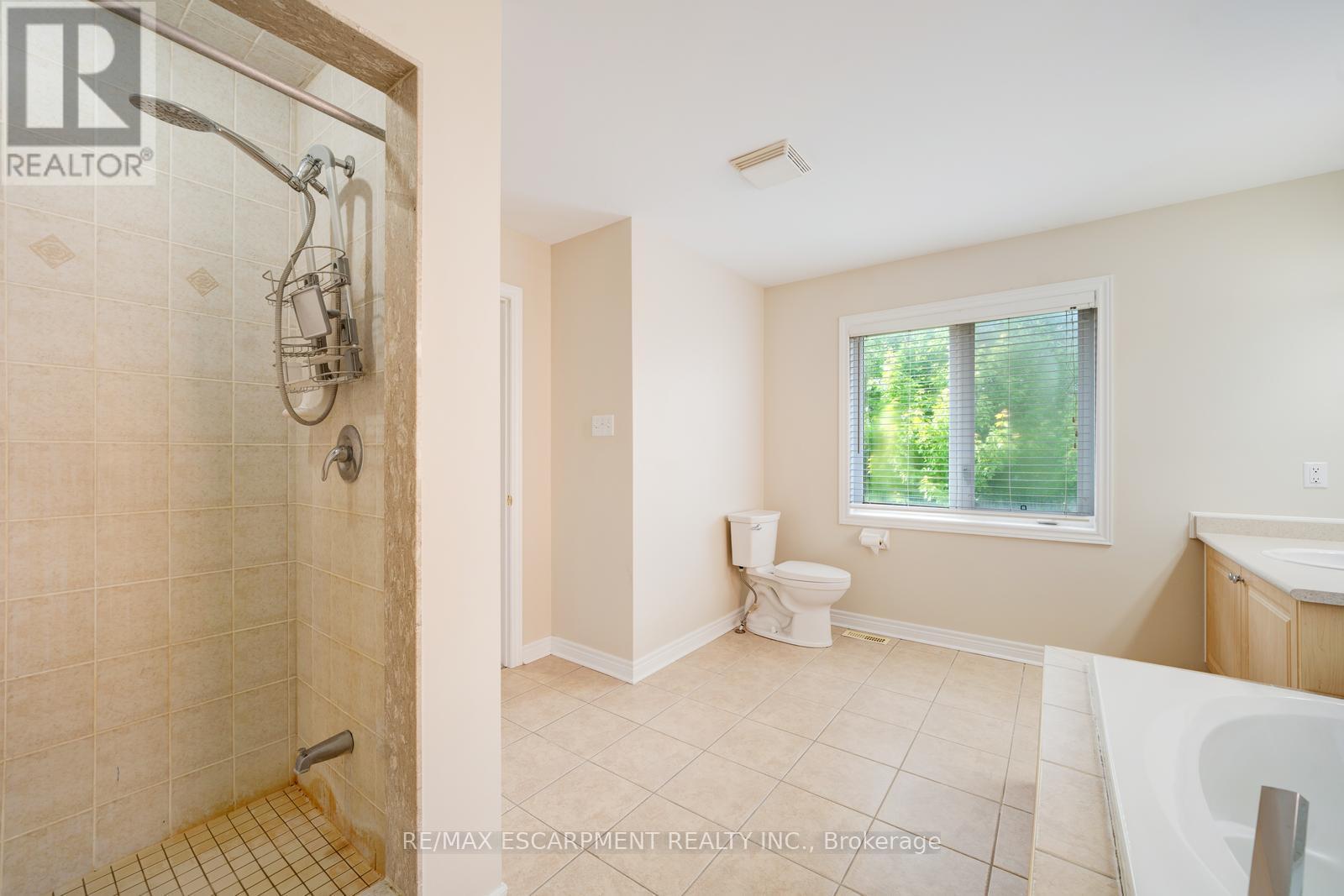 23 Grubin Avenue, Whitchurch-Stouffville, Ontario  L4A 0C4 - Photo 25 - N12208023