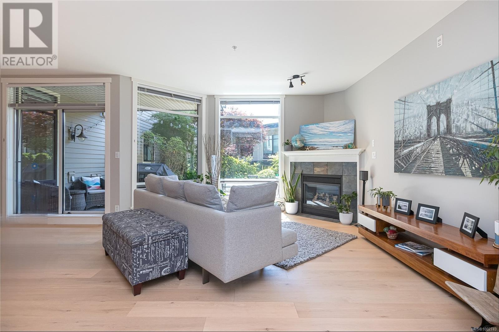 109 330 Waterfront Cres, Victoria, British Columbia  V8T 5K3 - Photo 6 - 1002749