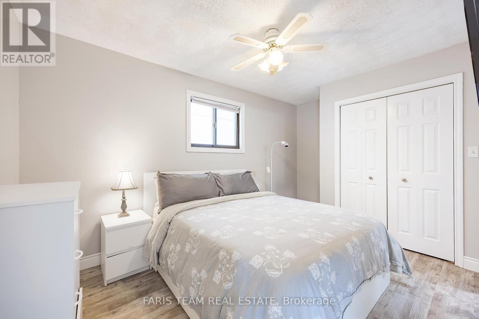 301 Mary Street, Orillia, Ontario  L3V 3E9 - Photo 11 - S12207820