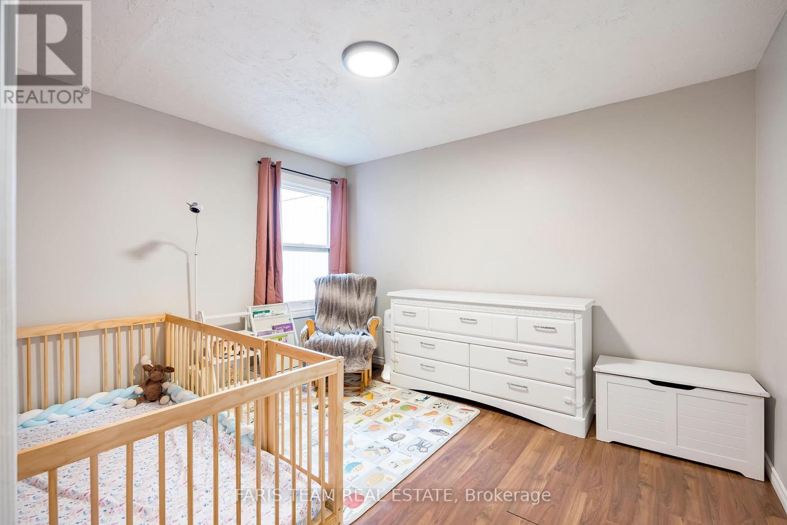 301 Mary Street, Orillia, Ontario  L3V 3E9 - Photo 13 - S12207820