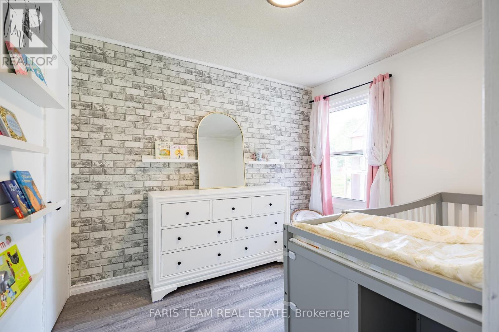 301 Mary Street, Orillia, Ontario  L3V 3E9 - Photo 14 - S12207820