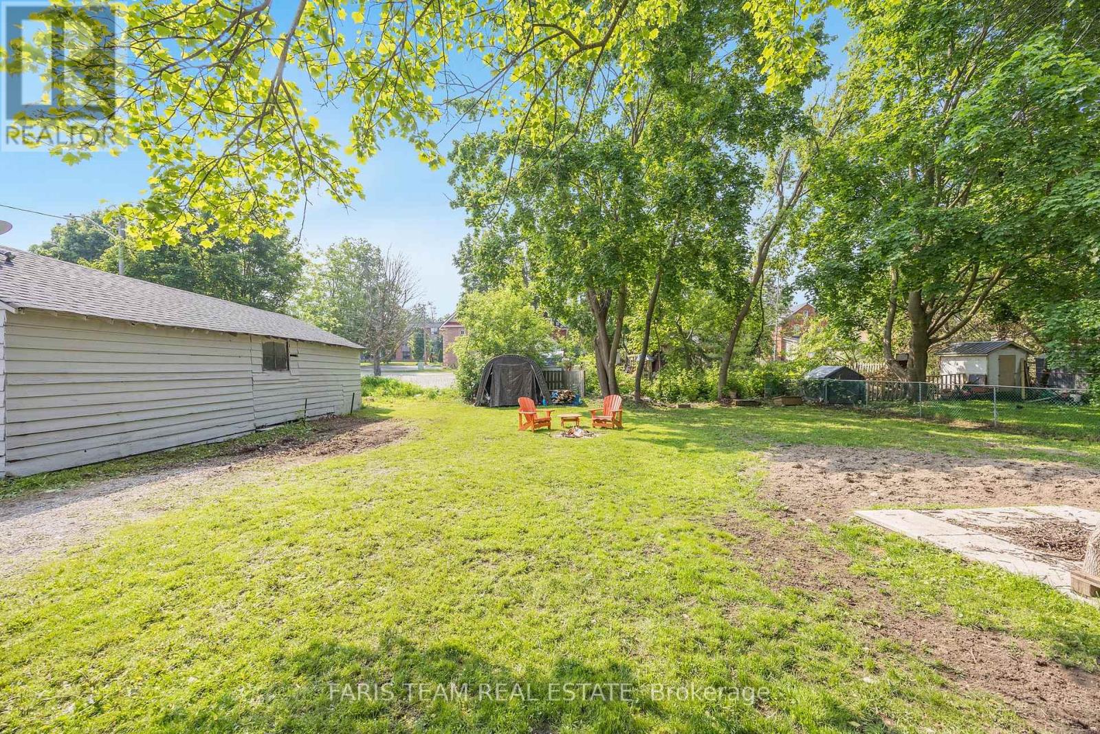 301 Mary Street, Orillia, Ontario  L3V 3E9 - Photo 22 - S12207820