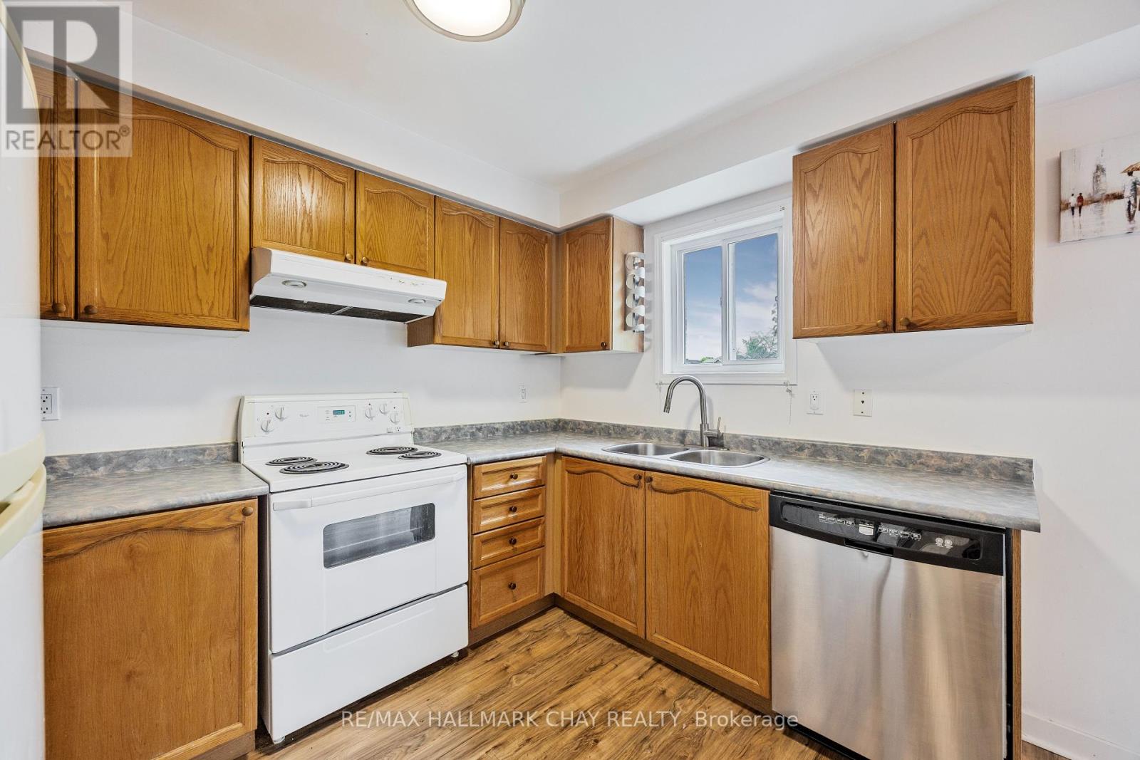 87 Hawthorne Crescent, Barrie, Ontario  L4N 9Y8 - Photo 10 - S12207880