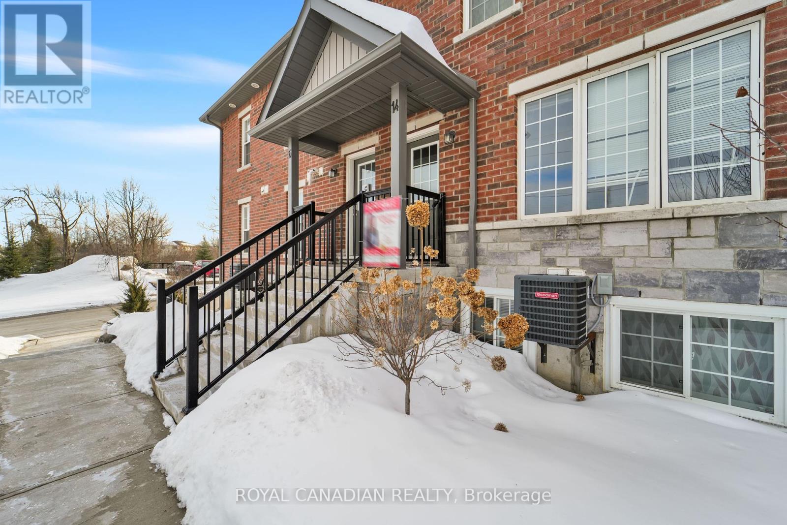 14 - 252 Penetanguishene Road, Barrie (Georgian Drive), Ontario  L4M 7C2 - Photo 6 - S12207978