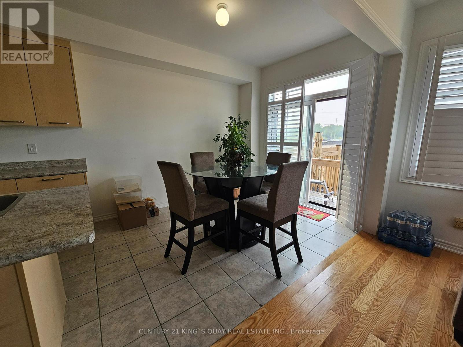 54 Peter Hogg Court, Whitby, Ontario  L1P 0N2 - Photo 11 - E12206267