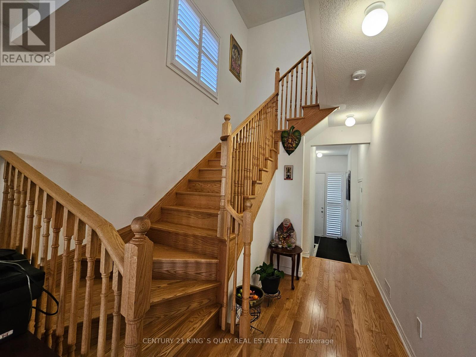 54 Peter Hogg Court, Whitby, Ontario  L1P 0N2 - Photo 8 - E12206267