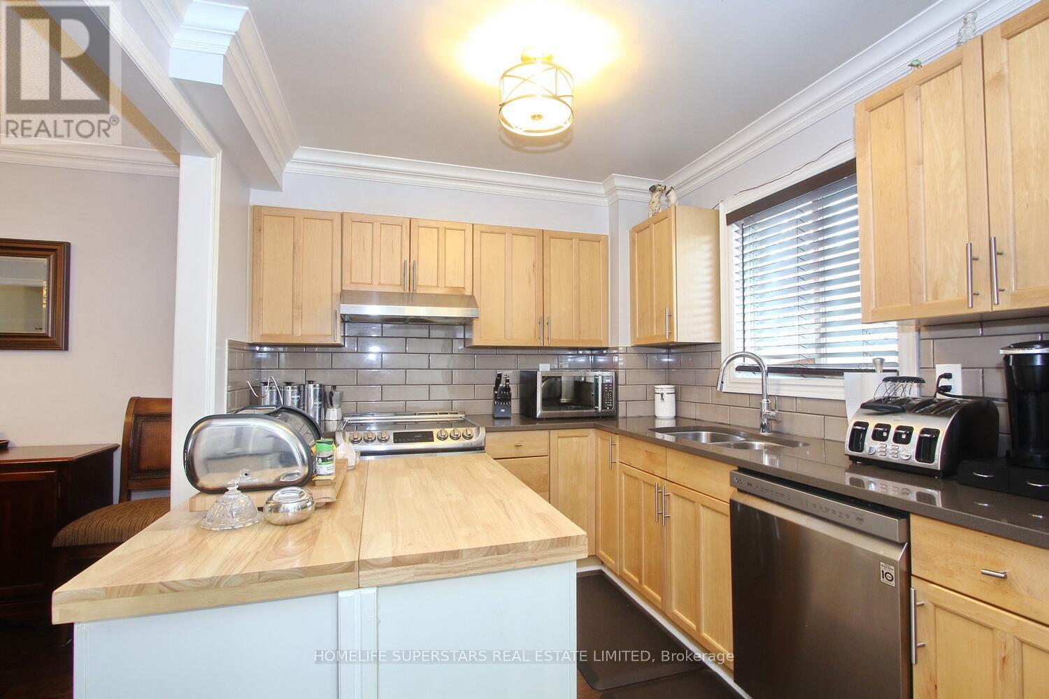 76 Morley Crescent, Brampton, Ontario  L6S 3K8 - Photo 16 - W12205201