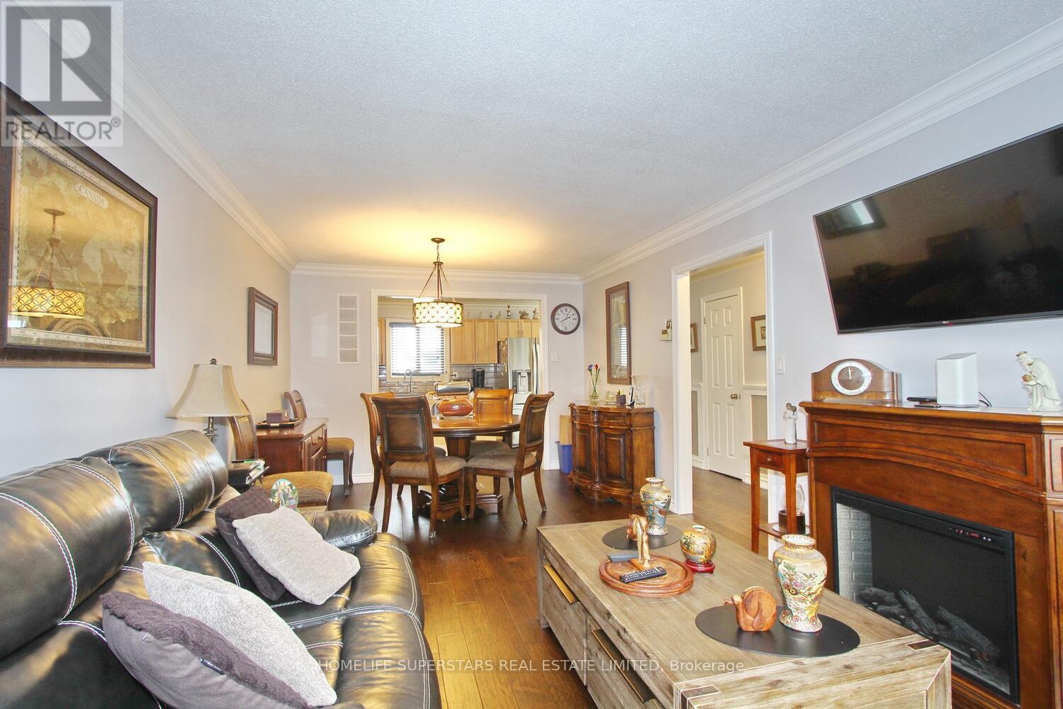 76 Morley Crescent, Brampton, Ontario  L6S 3K8 - Photo 8 - W12205201