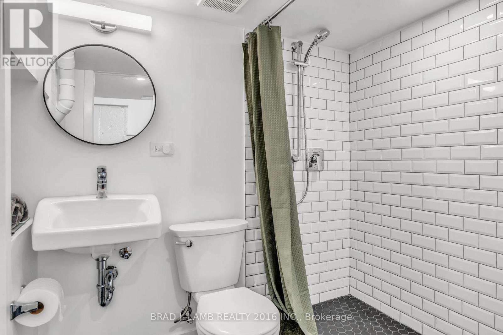 794 The Queensway, Toronto, Ontario  M8Z 1N5 - Photo 13 - W12207714