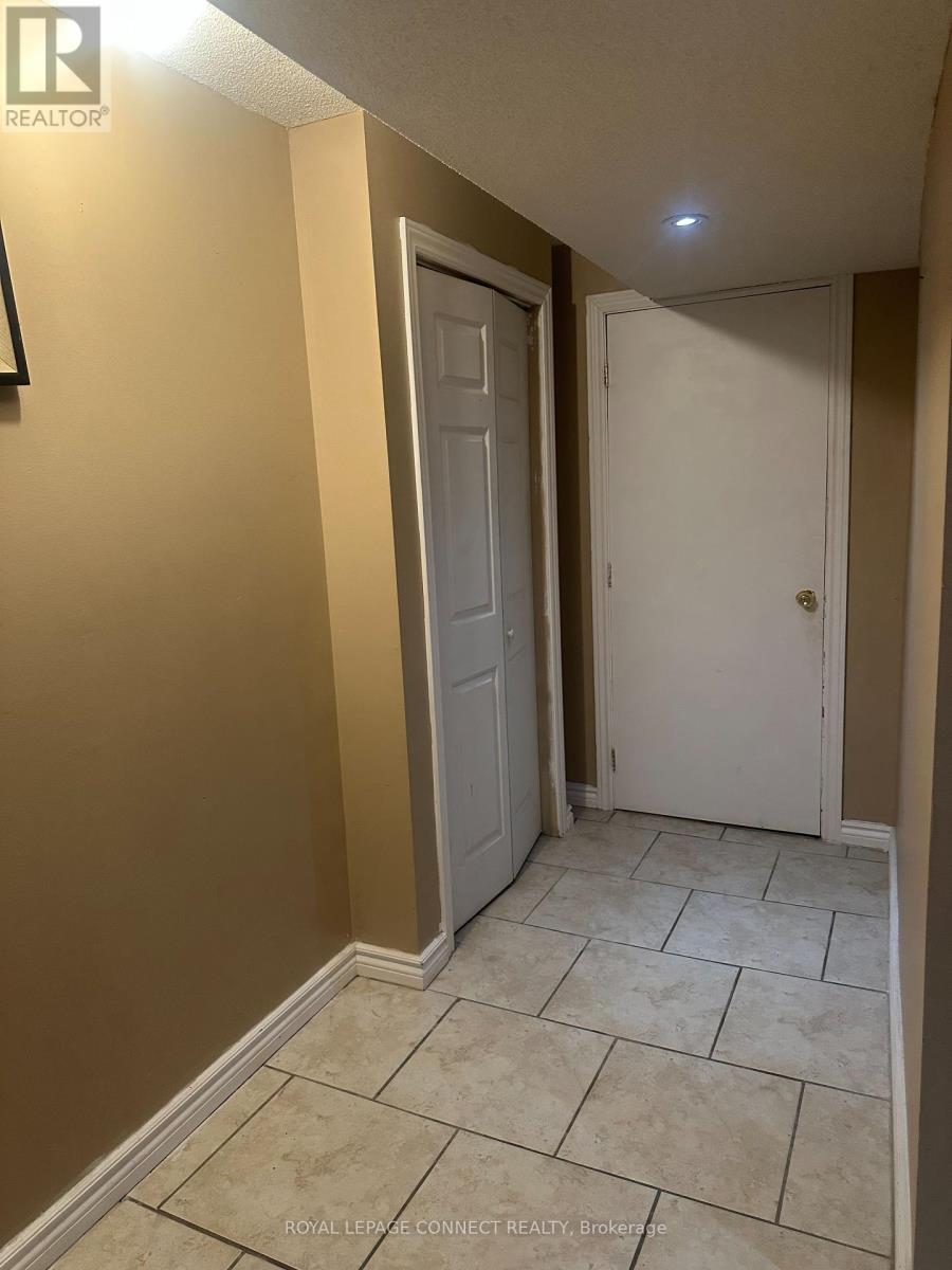 534 Warhol Way, Mississauga (Meadowvale Village), Ontario  L5W 1M2 - Photo 4 - W12207737