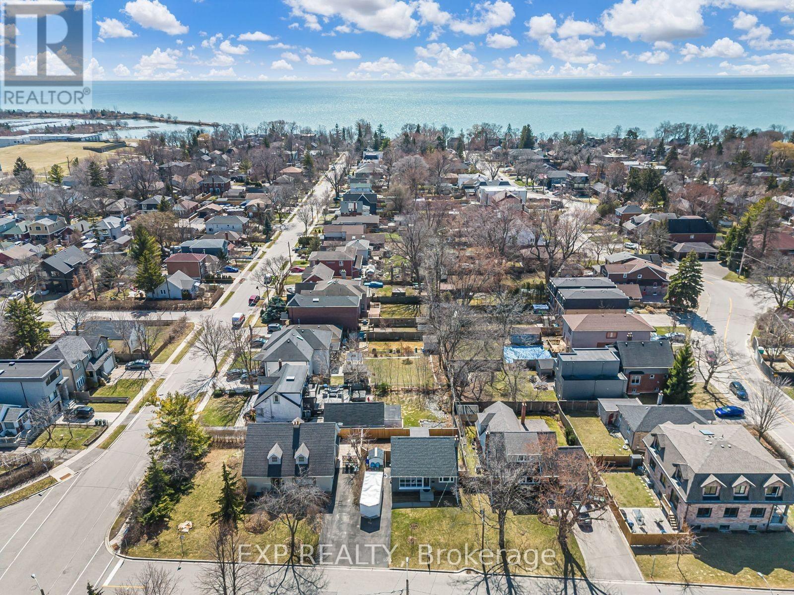 75 Alder Crescent, Toronto (Long Branch), Ontario  M8W 1E1 - Photo 29 - W12207747