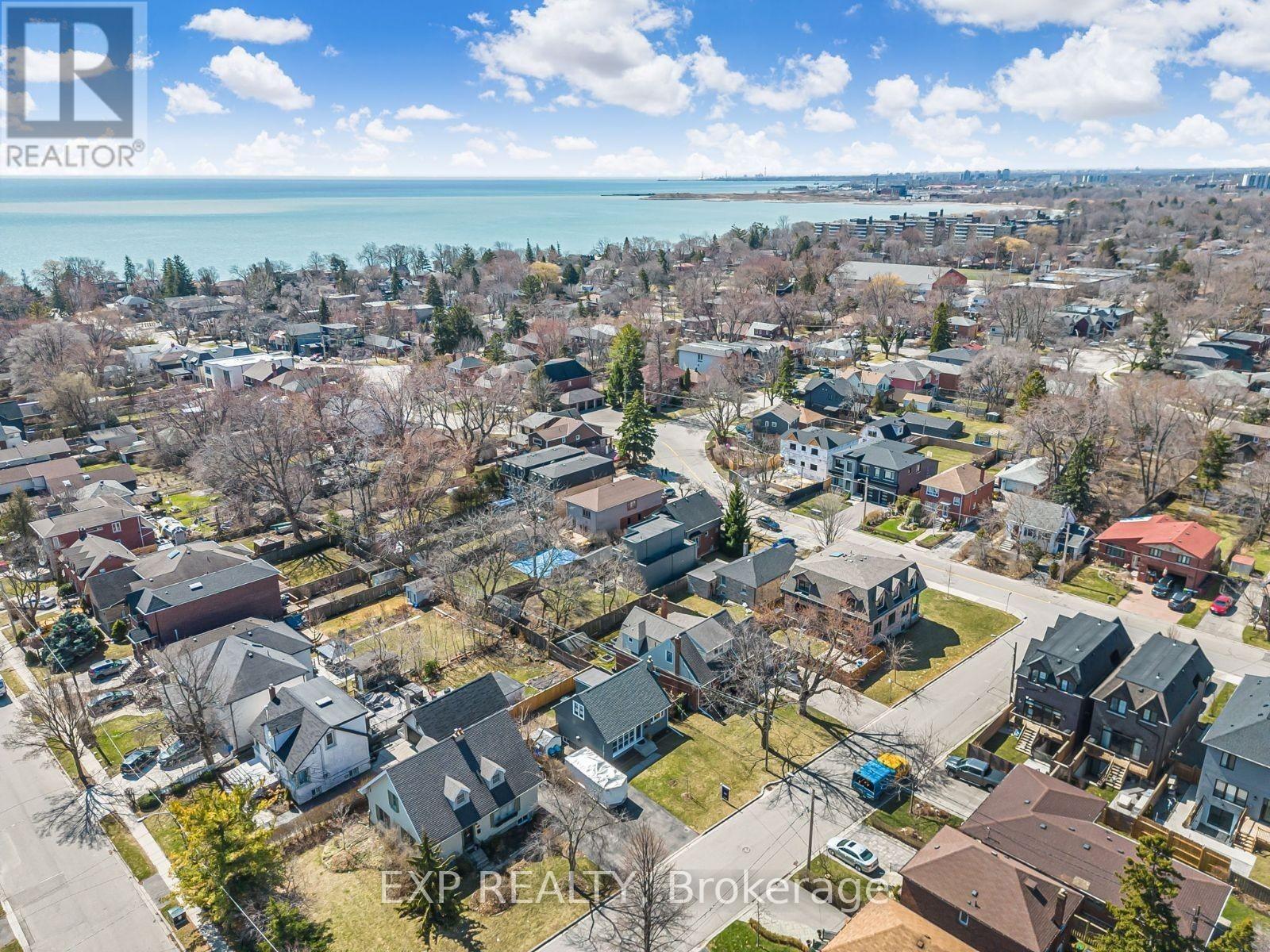 75 Alder Crescent, Toronto (Long Branch), Ontario  M8W 1E1 - Photo 30 - W12207747