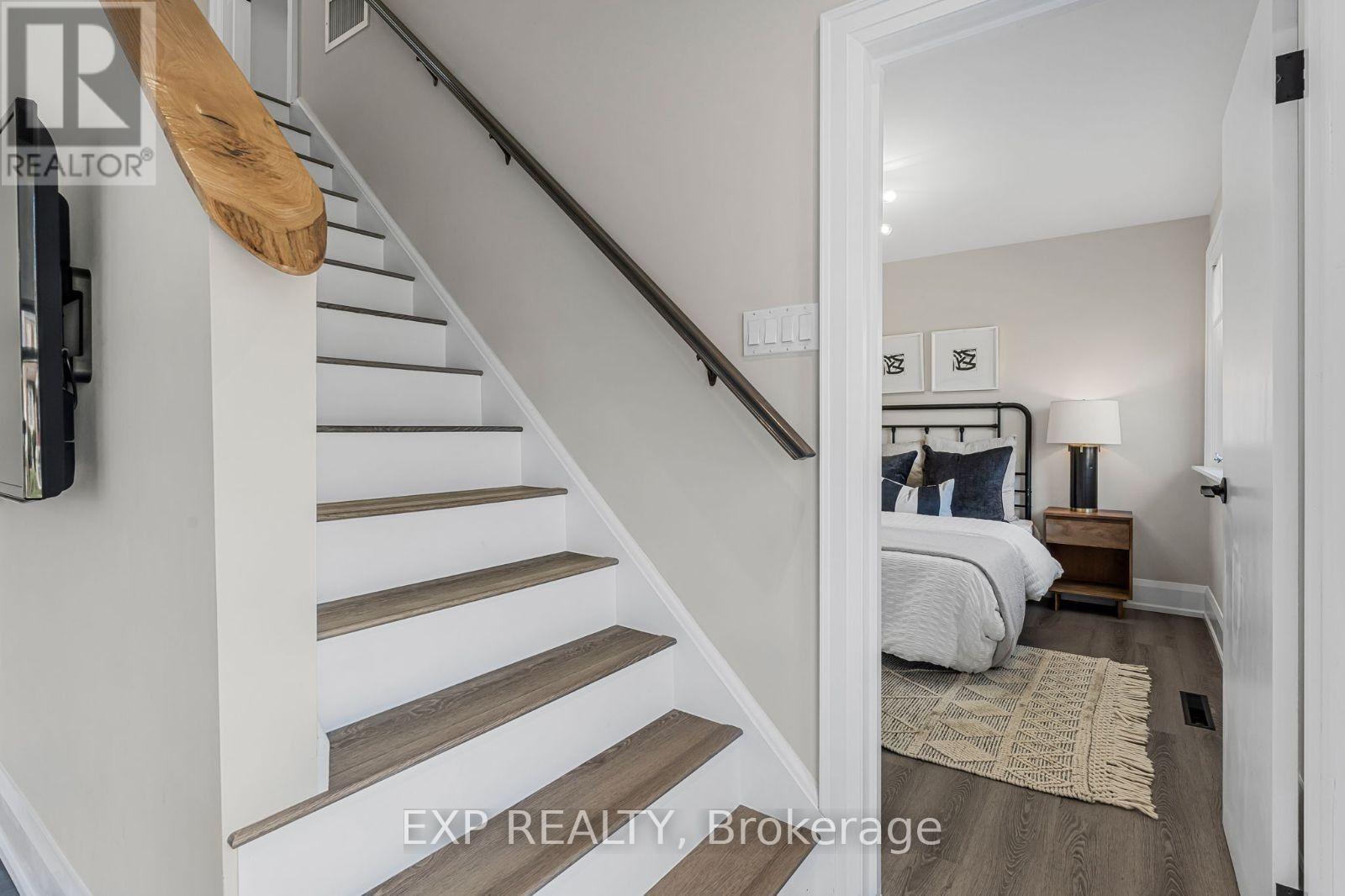 75 Alder Crescent, Toronto (Long Branch), Ontario  M8W 1E1 - Photo 9 - W12207747