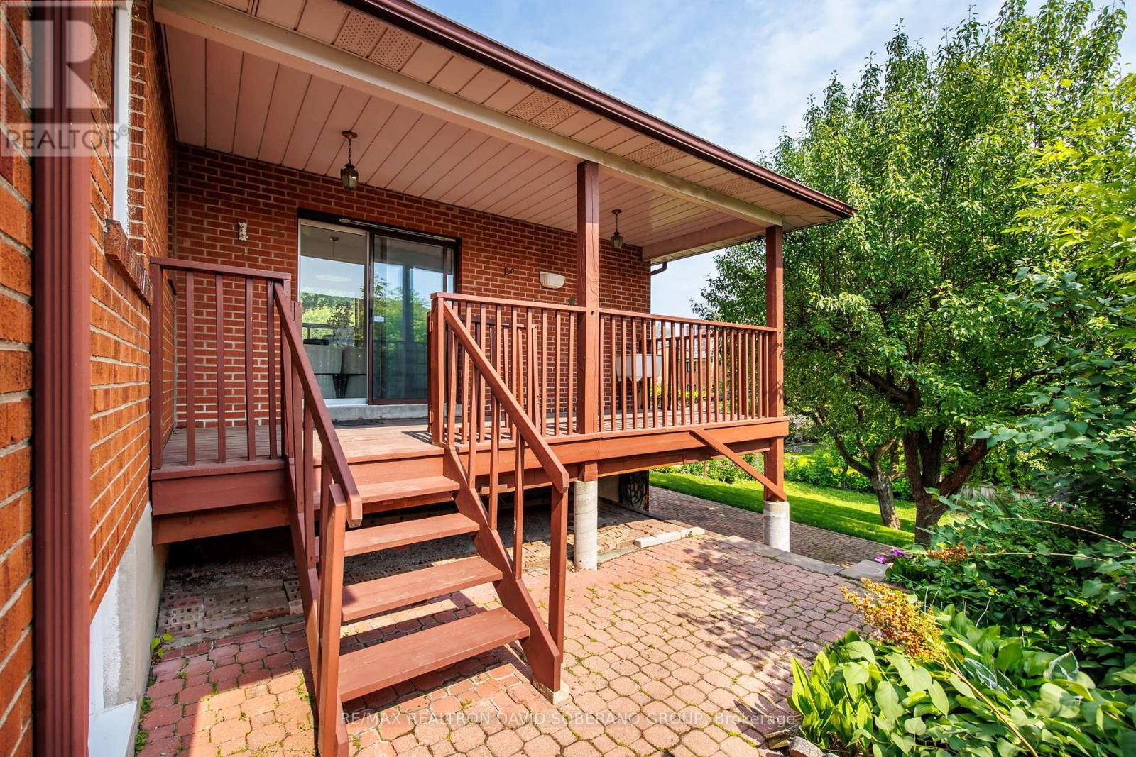 53 Flamborough Drive, Toronto (Brookhaven-Amesbury), Ontario  M6M 2R5 - Photo 31 - W12207834