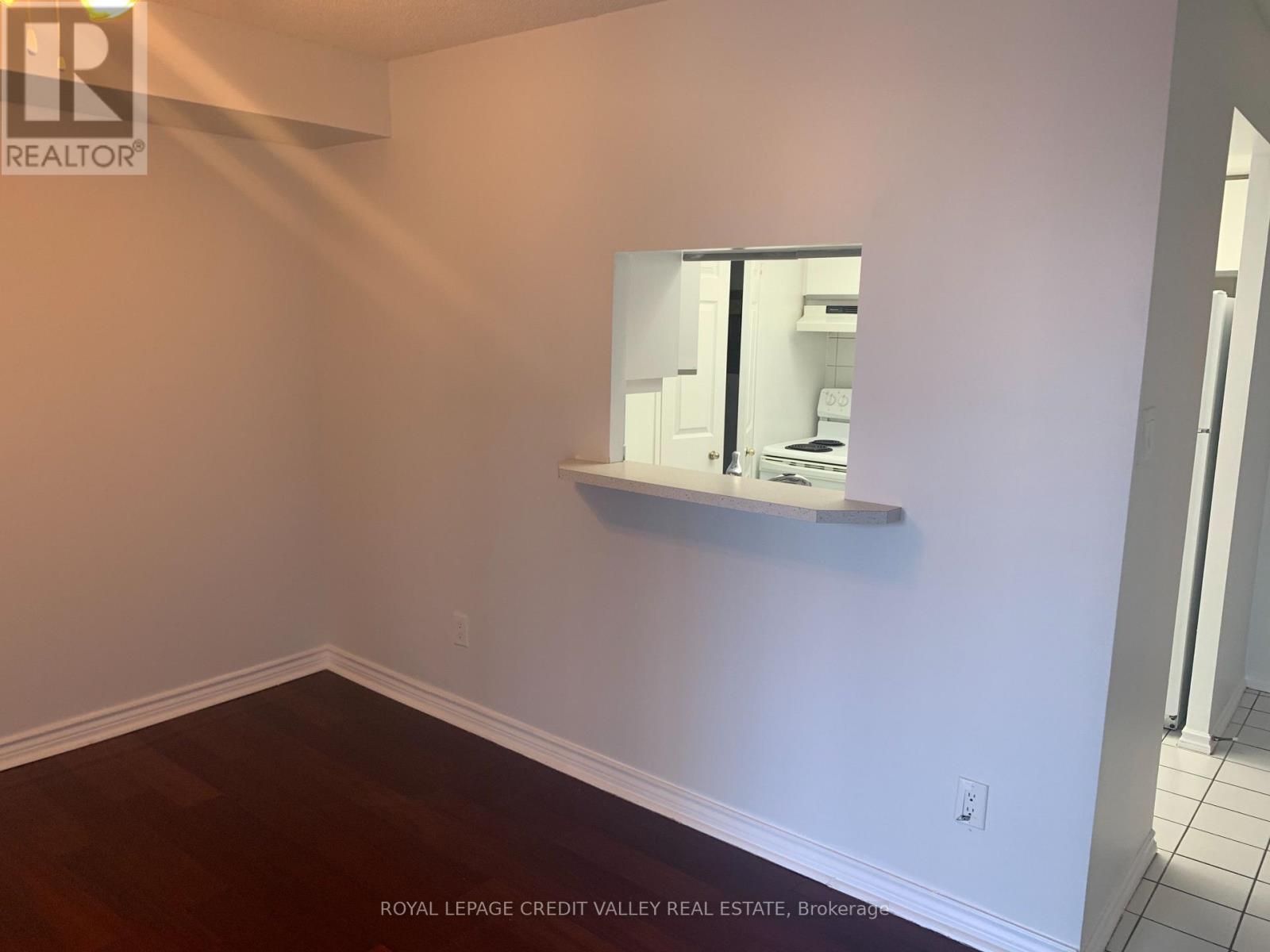 511 - 285 Enfield Place, Mississauga, Ontario  L5B 3Y6 - Photo 8 - W12207897