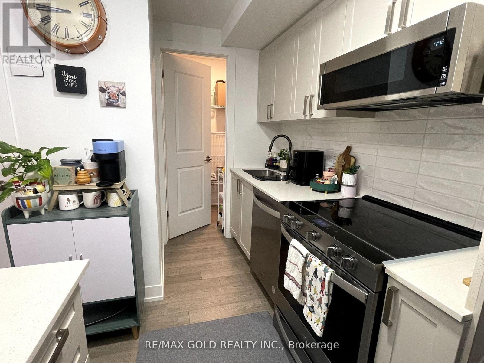 102 - 1115 Douglas Mccurdy Comm Drive E, Mississauga, Ontario  L5G 0C6 - Photo 8 - W12207906