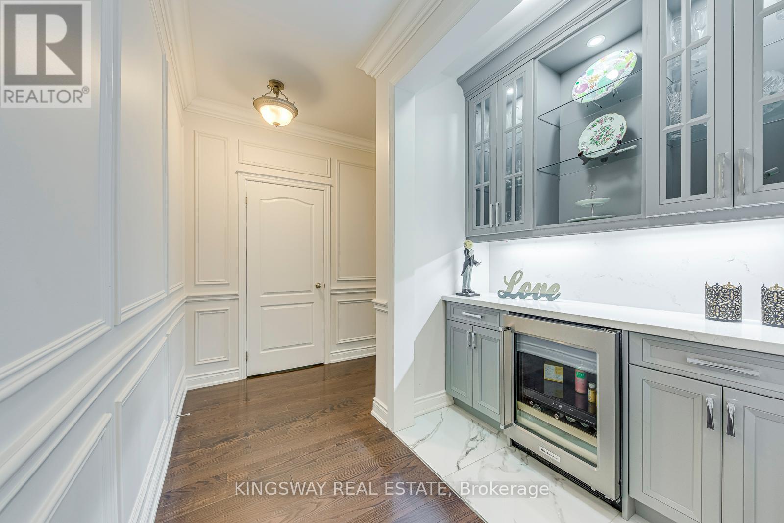 3232 Larry Crescent, Oakville, Ontario  L6M 0T1 - Photo 19 - W12207907