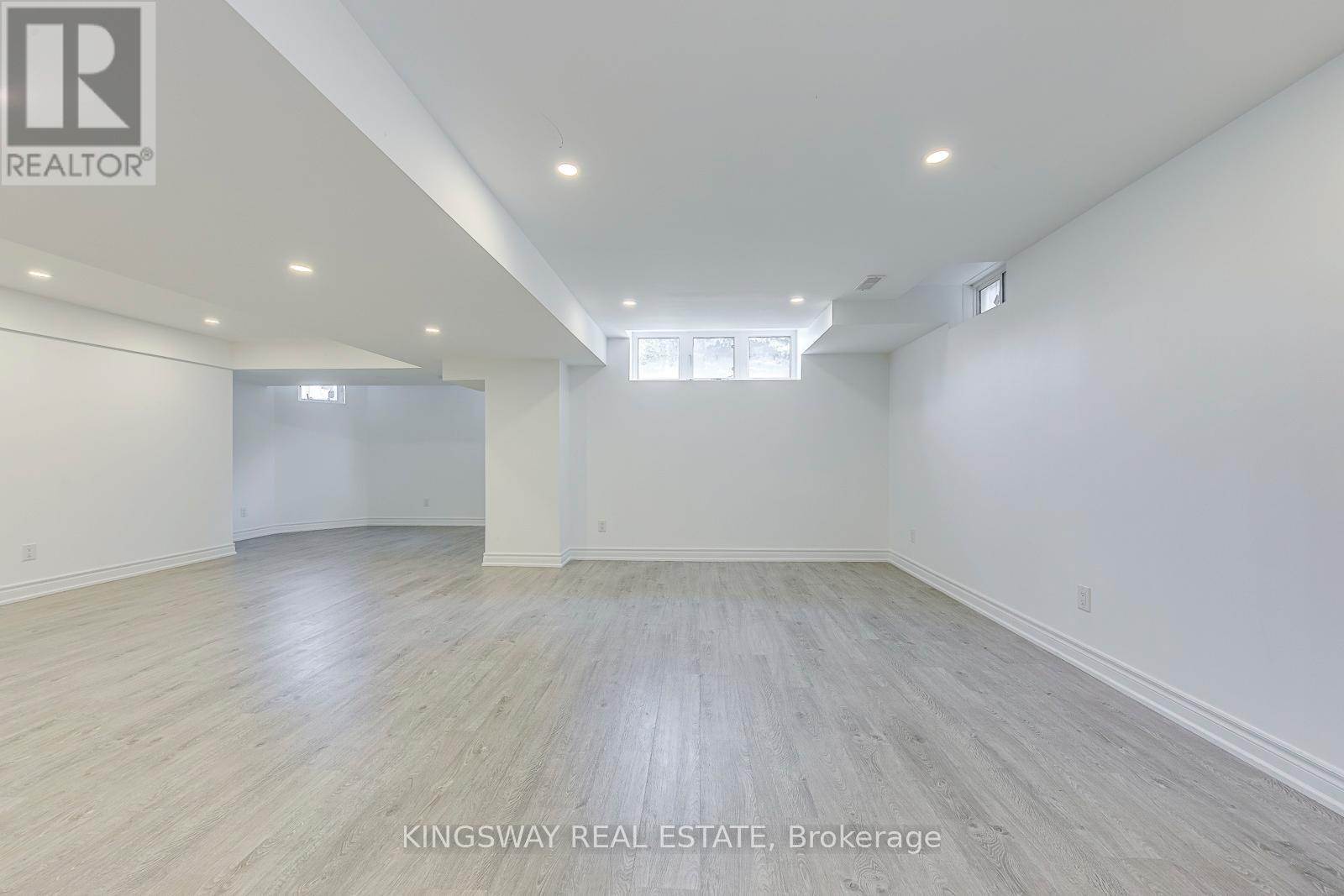 3232 Larry Crescent, Oakville, Ontario  L6M 0T1 - Photo 42 - W12207907