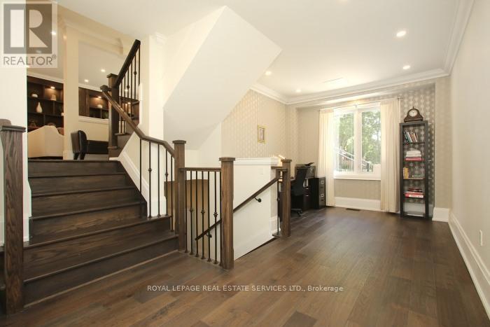 375 Arden Crescent, Burlington (Shoreacres), Ontario  L7L 2A7 - Photo 27 - W12207919