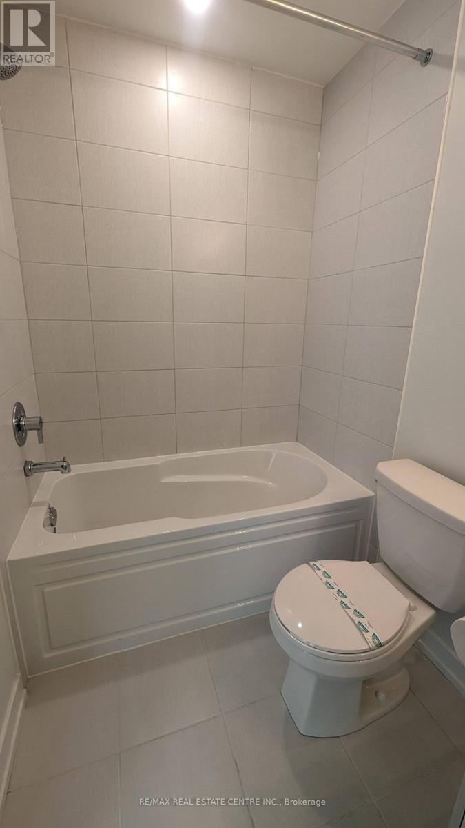 9 - 3550 Colonial Drive, Mississauga, Ontario  L5L 5T3 - Photo 12 - W12207933